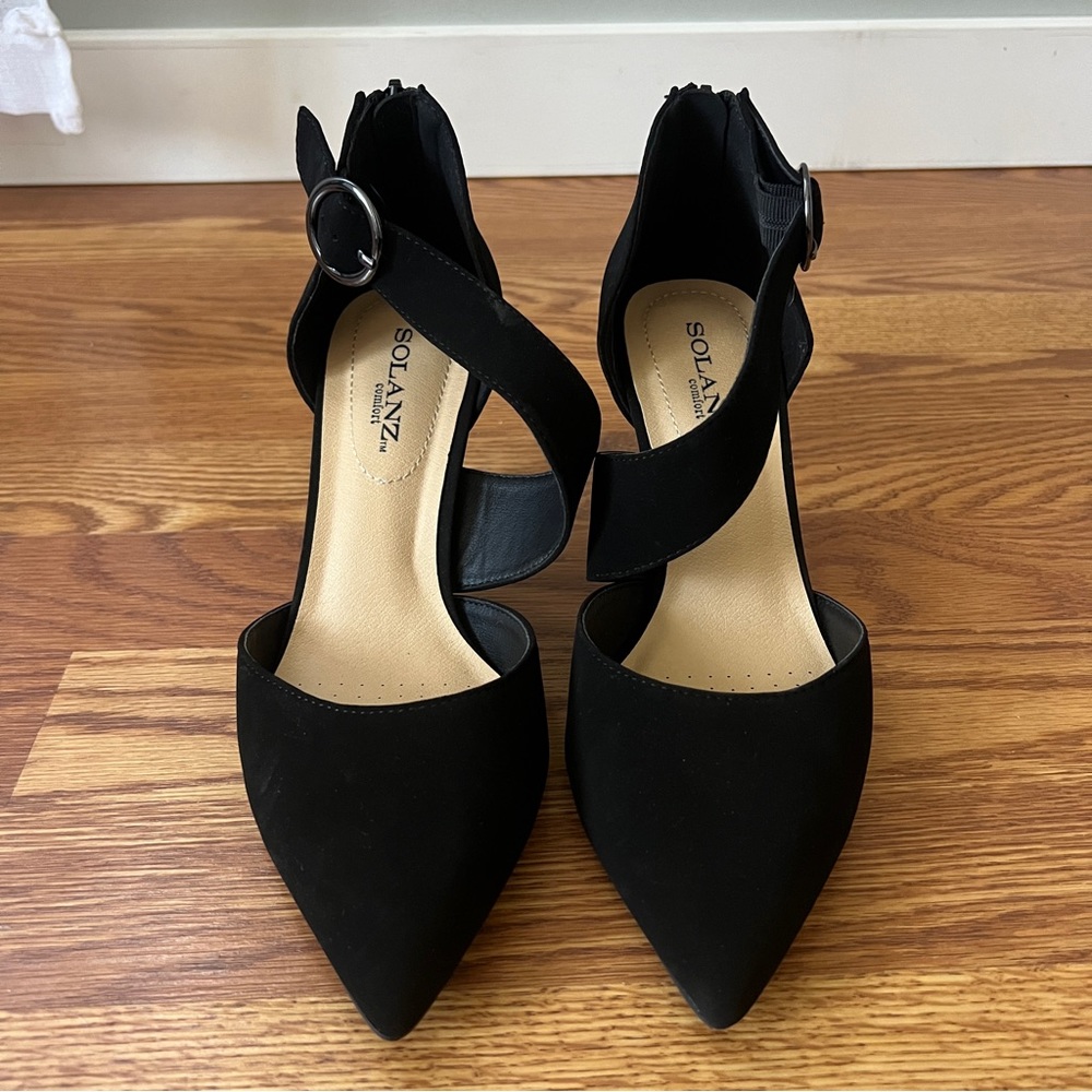 Cut out heels - size 8 - Picture 2 of 3